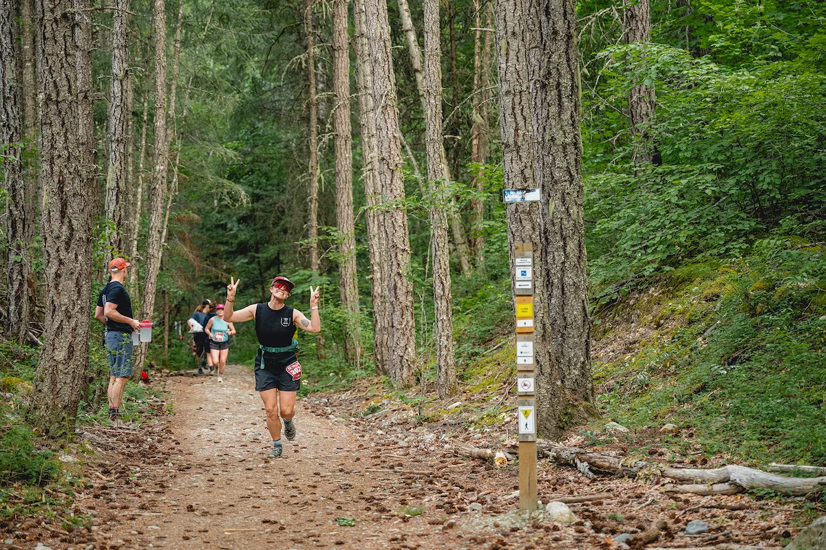 Runners on the Pemby Pounder trail course