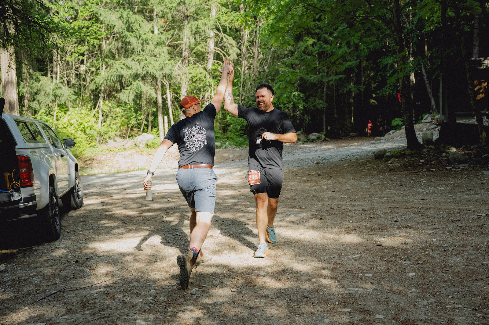 Pemby Pounder volunteers cheering runners